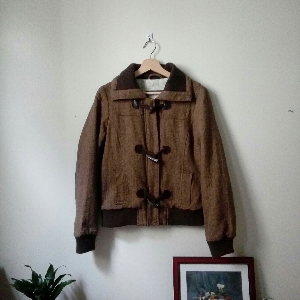Vintage inspired tan duffle jacket